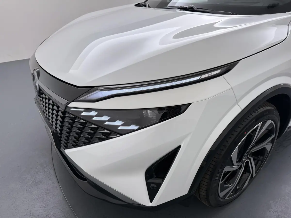 1.3 MHEV Xtronic Tekna Plus Pro-Pilot | Google | 1800kg Geremd