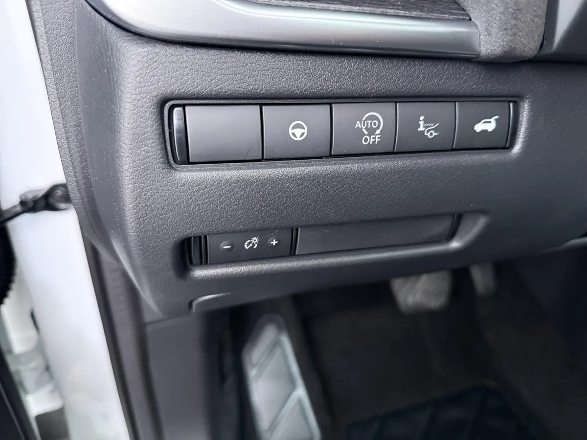 1.3 MHEV Xtronic Tekna Plus Pro-Pilot | Google | 1800kg Geremd