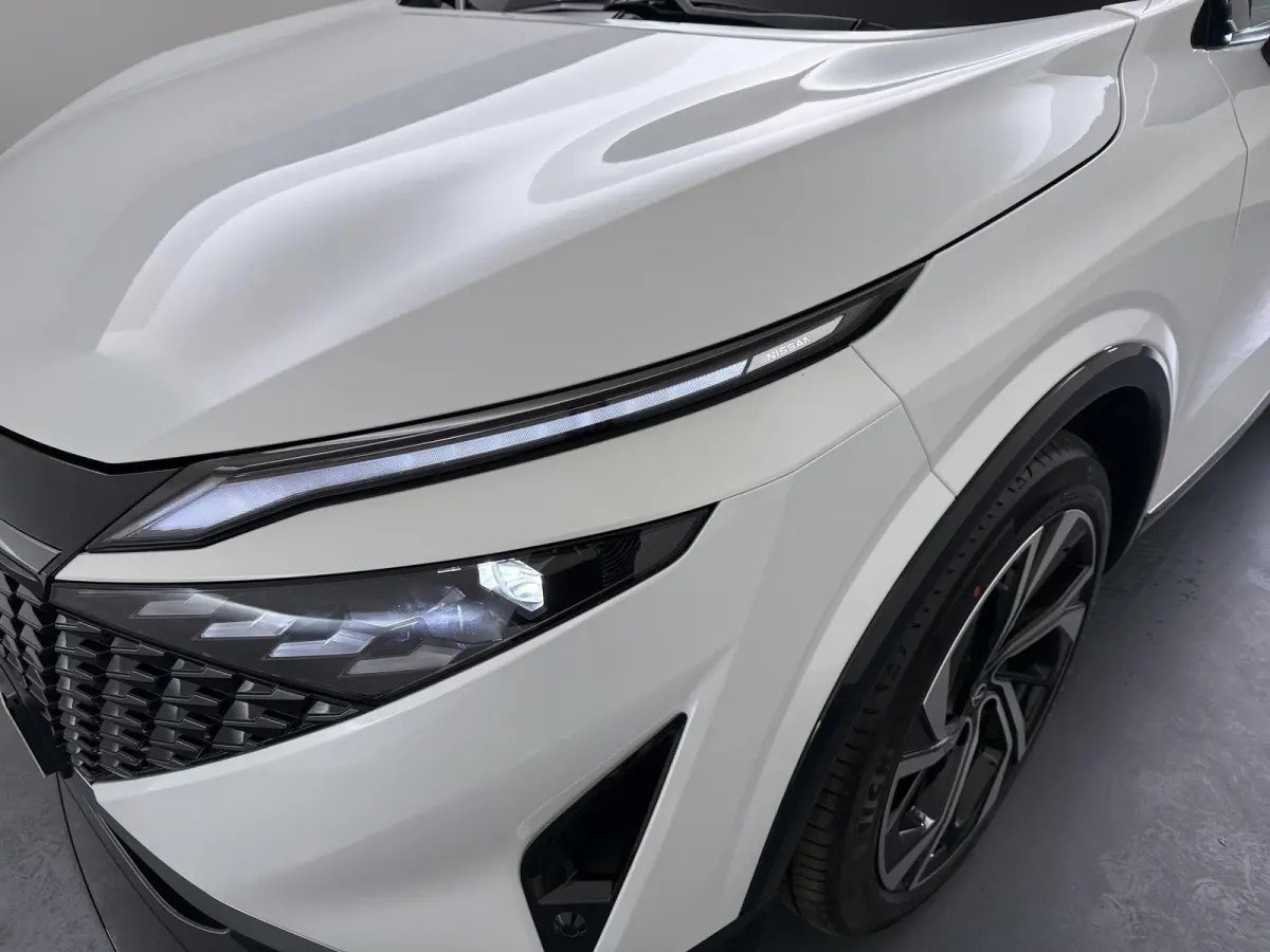1.3 MHEV Xtronic Tekna Plus Pro-Pilot | Google | 1800kg Geremd