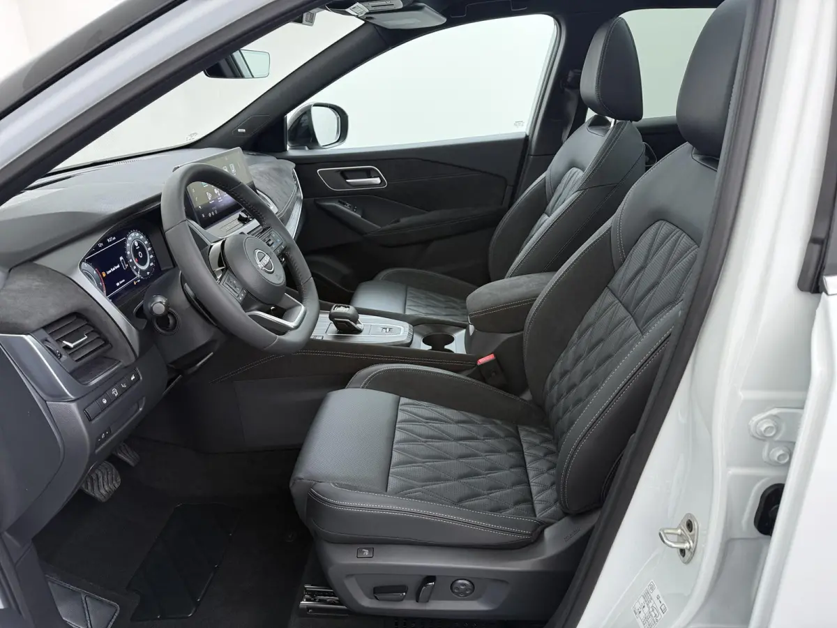 1.3 MHEV Xtronic Tekna Plus Pro-Pilot | Google | 1800kg Geremd