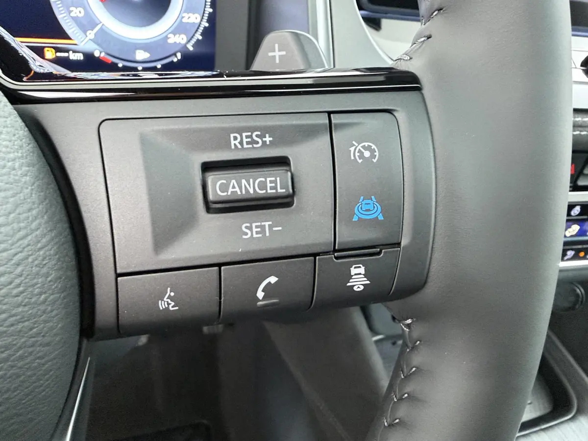 1.3 MHEV Xtronic Tekna Plus Pro-Pilot | Google | 1800kg Geremd