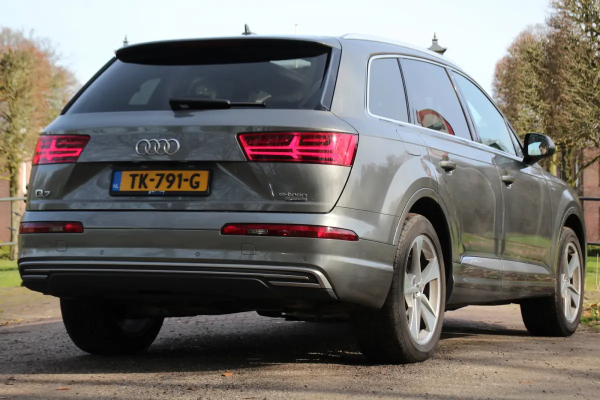3.0 TDI e-tron quattro Sport | PANODAK | NIGHT VISION | ELEKTR. TREKHAAK | ELEKTR STOEL INCL MEMORY | STOELVERWARMING V+A | DODE HOEK | ALL SEASON | LED | LEDER