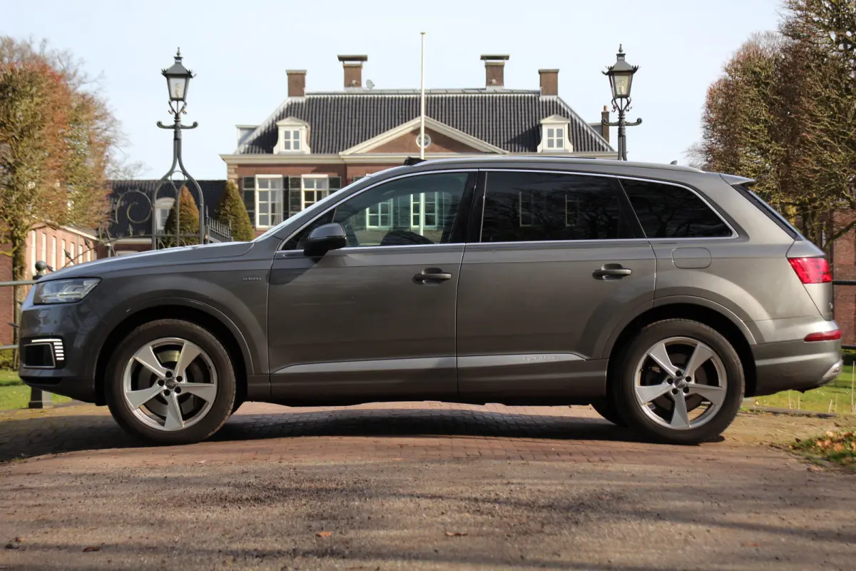 3.0 TDI e-tron quattro Sport | PANODAK | NIGHT VISION | ELEKTR. TREKHAAK | ELEKTR STOEL INCL MEMORY | STOELVERWARMING V+A | DODE HOEK | ALL SEASON | LED | LEDER