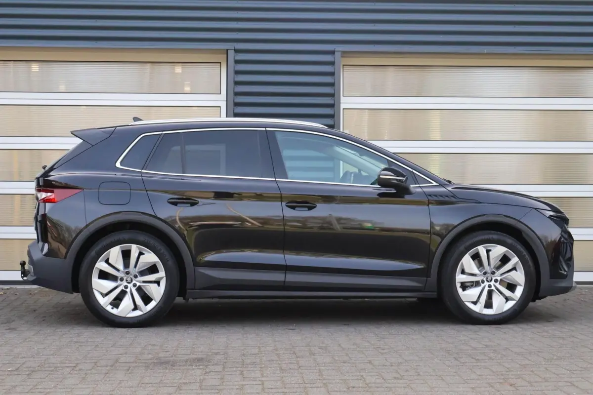 60 204pk Business Edition Tour | 20" Velgen | Trekhaak Wegklapbaar