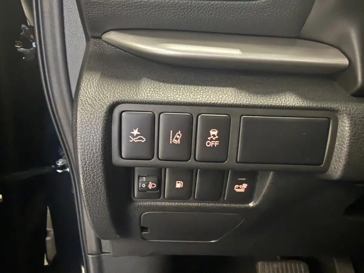 2.4 PHEV Camera/Apple/Android