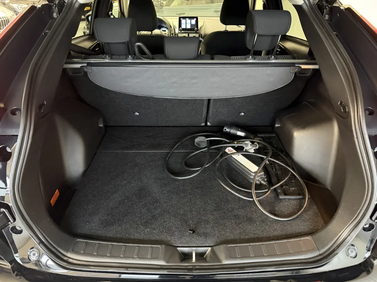 2.4 PHEV Camera/Apple/Android