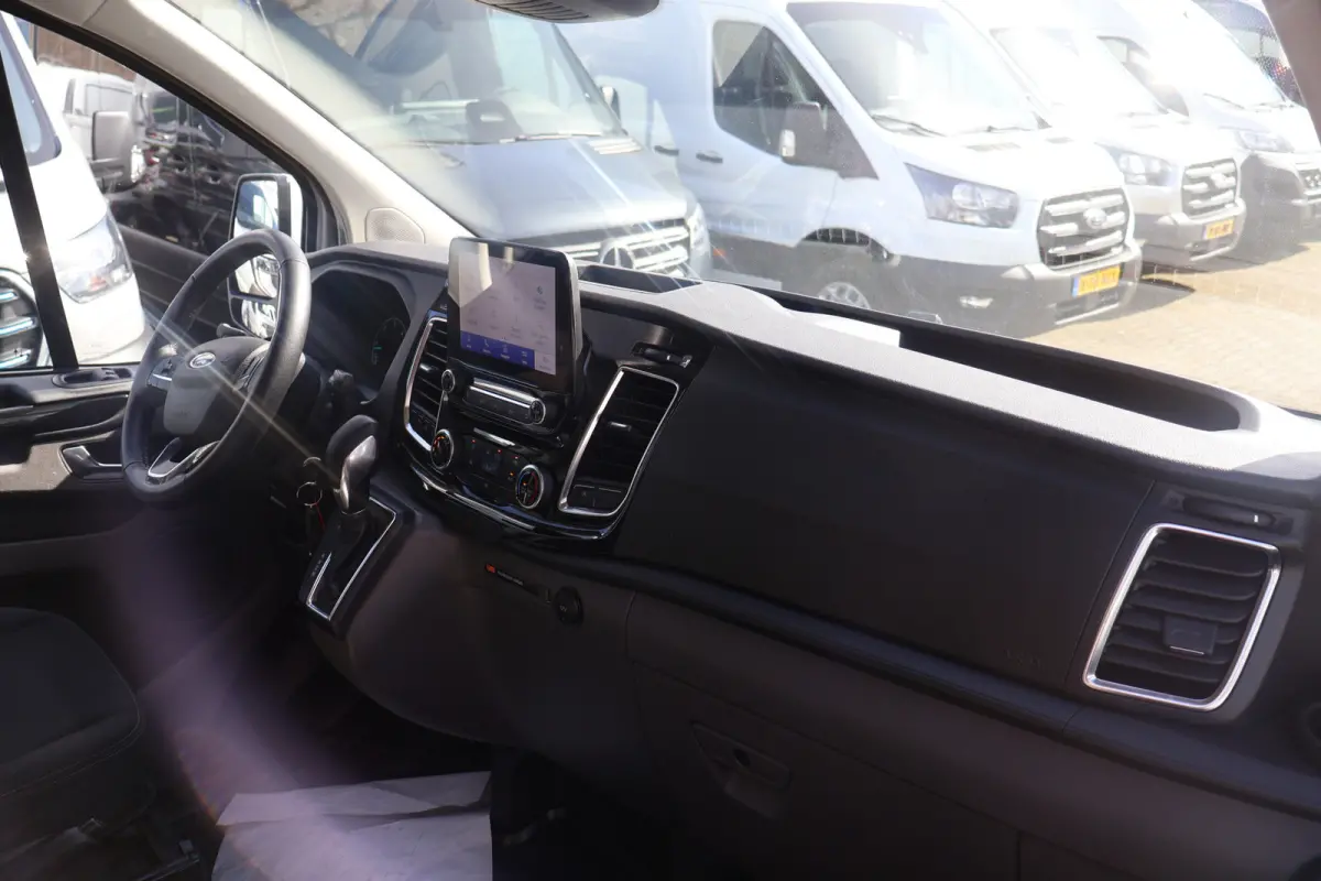 2.0 TDCI 130pk L1 H1 Limited Automaat