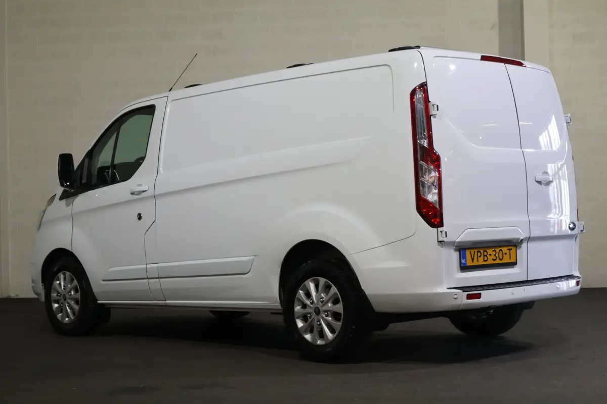 2.0 TDCI 130pk L1 H1 Limited Automaat