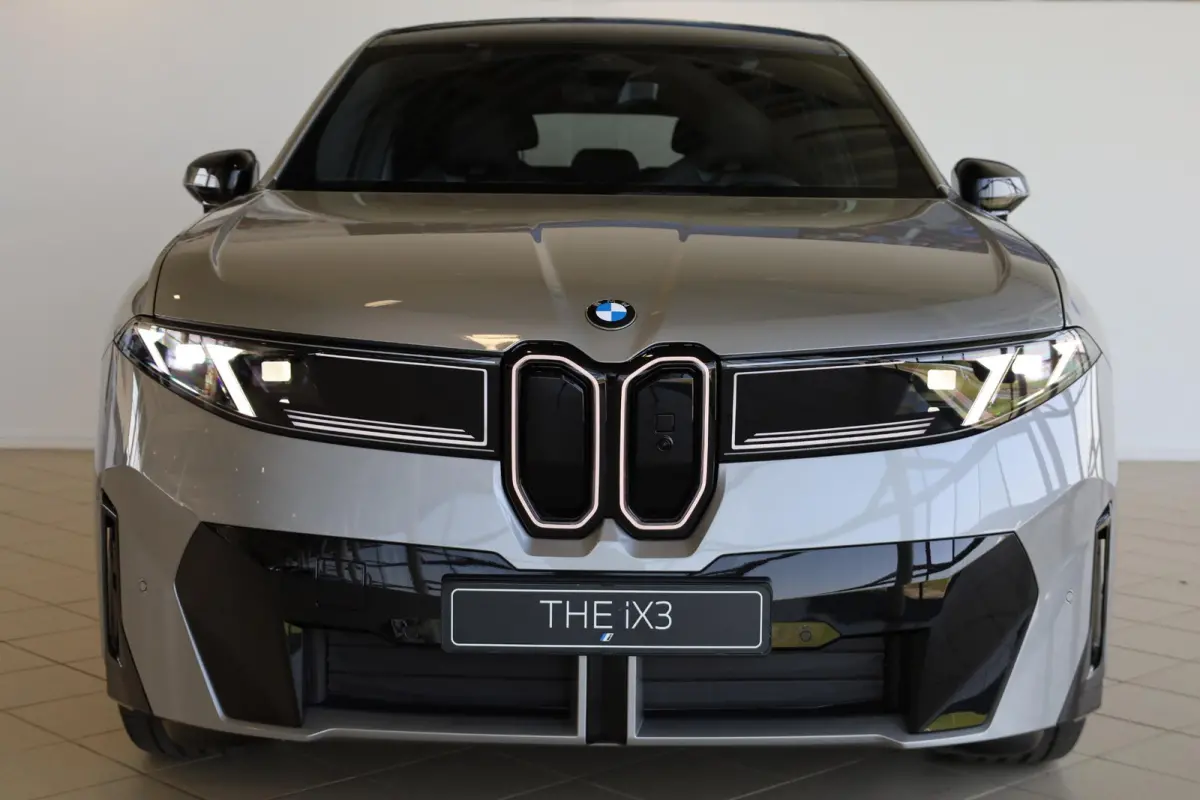 50 xDrive | M Sport Pro | Panoramadak | Head-Up Display | Trekhaak