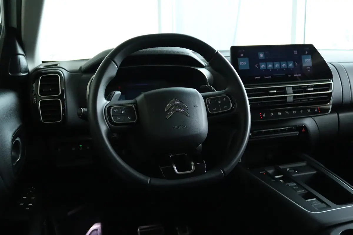 1.6 Plug-in Hybrid Shine | Adapt. Cruise | Stoelverwarming | Elektr. klep | Keyless | Navi | Camera | Carplay | Elekt. stoel |