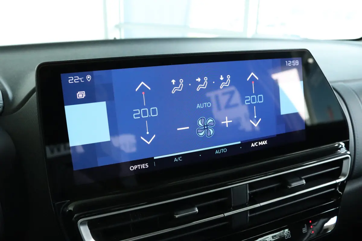 1.6 Plug-in Hybrid Shine | Adapt. Cruise | Stoelverwarming | Elektr. klep | Keyless | Navi | Camera | Carplay | Elekt. stoel |