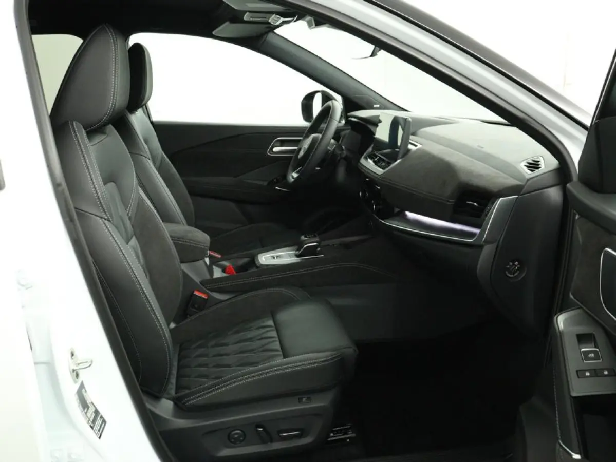 1.3 MHEV Xtronic Tekna Plus | Trekhaak | Panoramadak | Lederen Bekl. | BOSE Audio | Head-Up |