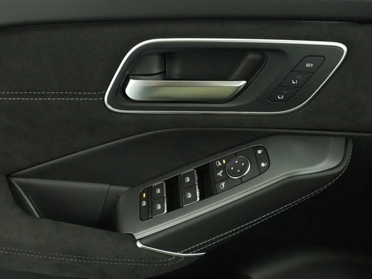 1.3 MHEV Xtronic Tekna Plus | Trekhaak | Panoramadak | Lederen Bekl. | BOSE Audio | Head-Up |