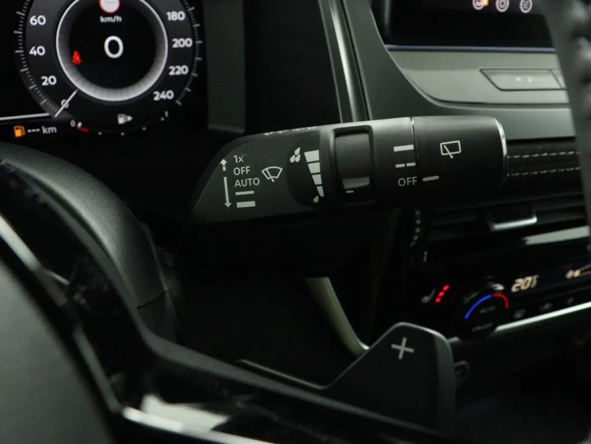 1.3 MHEV Xtronic Tekna Plus | Trekhaak | Panoramadak | Lederen Bekl. | BOSE Audio | Head-Up |