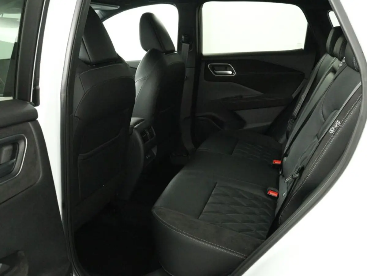 1.3 MHEV Xtronic Tekna Plus | Trekhaak | Panoramadak | Lederen Bekl. | BOSE Audio | Head-Up |