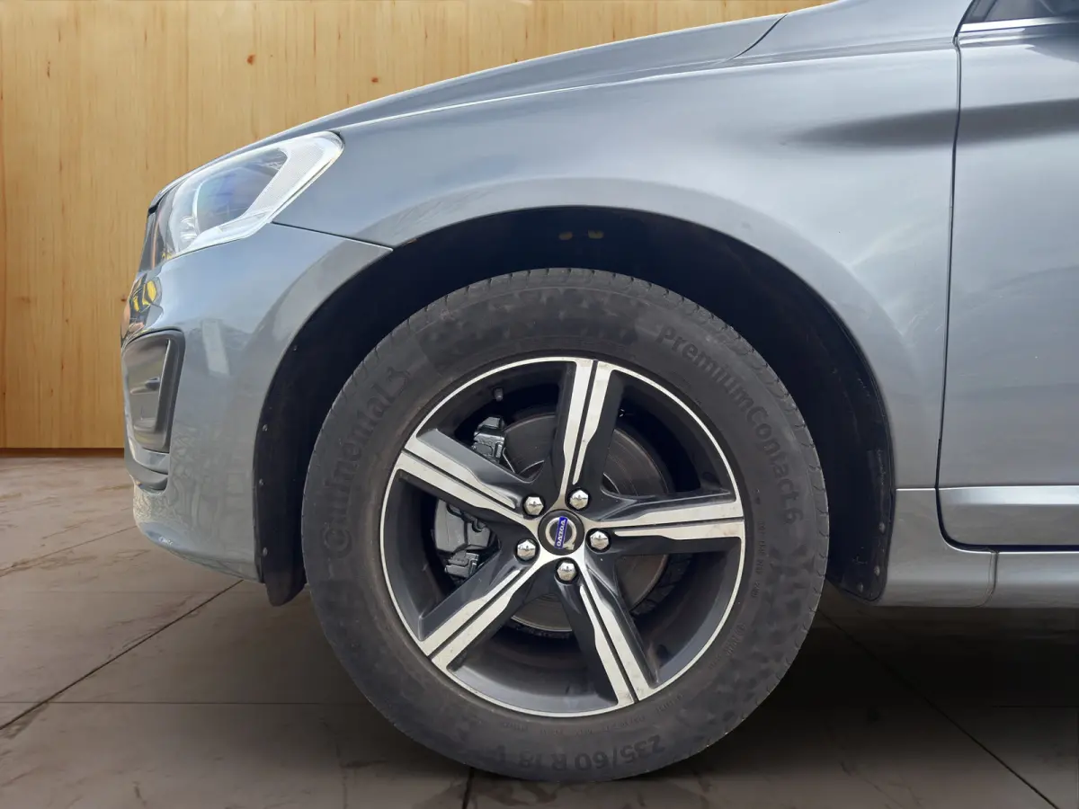 T5 R-Design | Dealer Onderhouden | Stoelverwarming | Standkachel  |  Panoramadak | Parkeersensoren V+A | Parkeercamera |