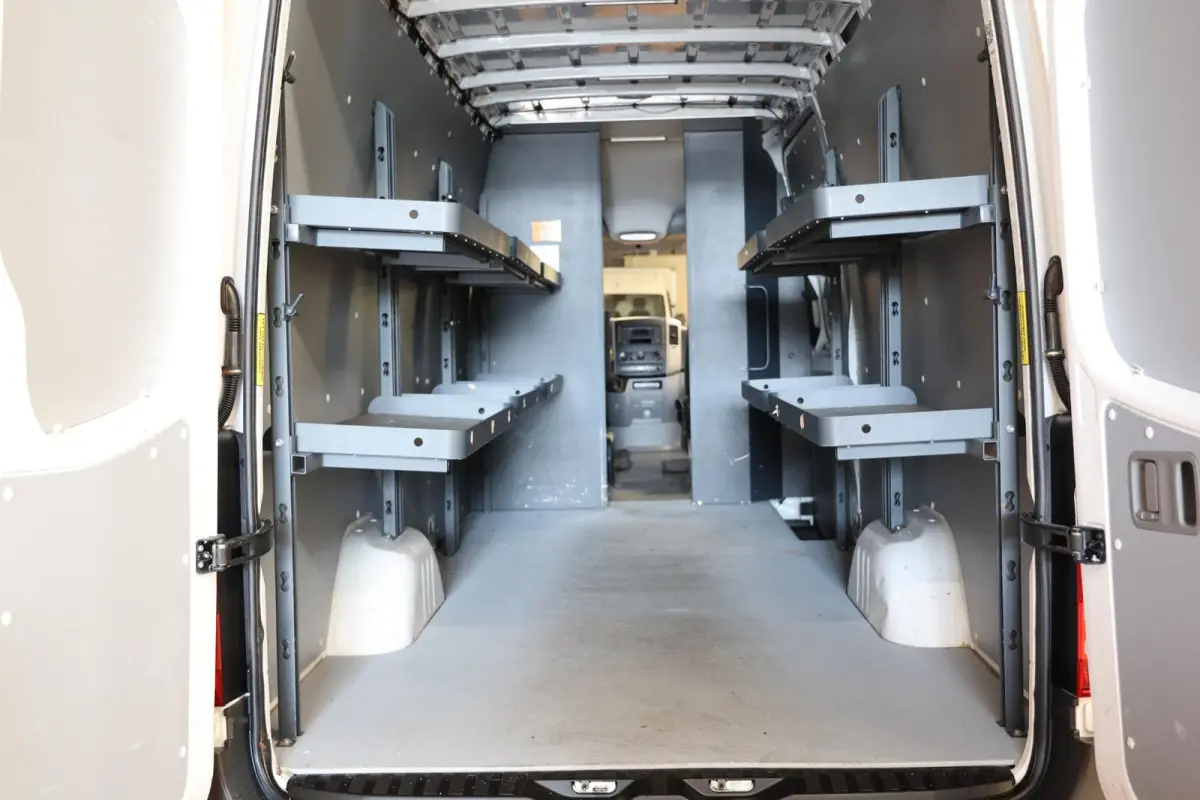 311 2.2 CDI AUTOMAAT L3H2 POST NL EURO 6