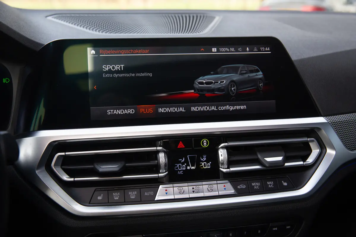 330i High Executive M-Sport , Panoramadak, Adap. cruise, Shadowline