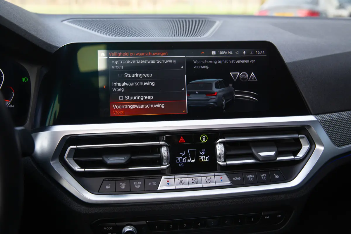 330i High Executive M-Sport , Panoramadak, Adap. cruise, Shadowline