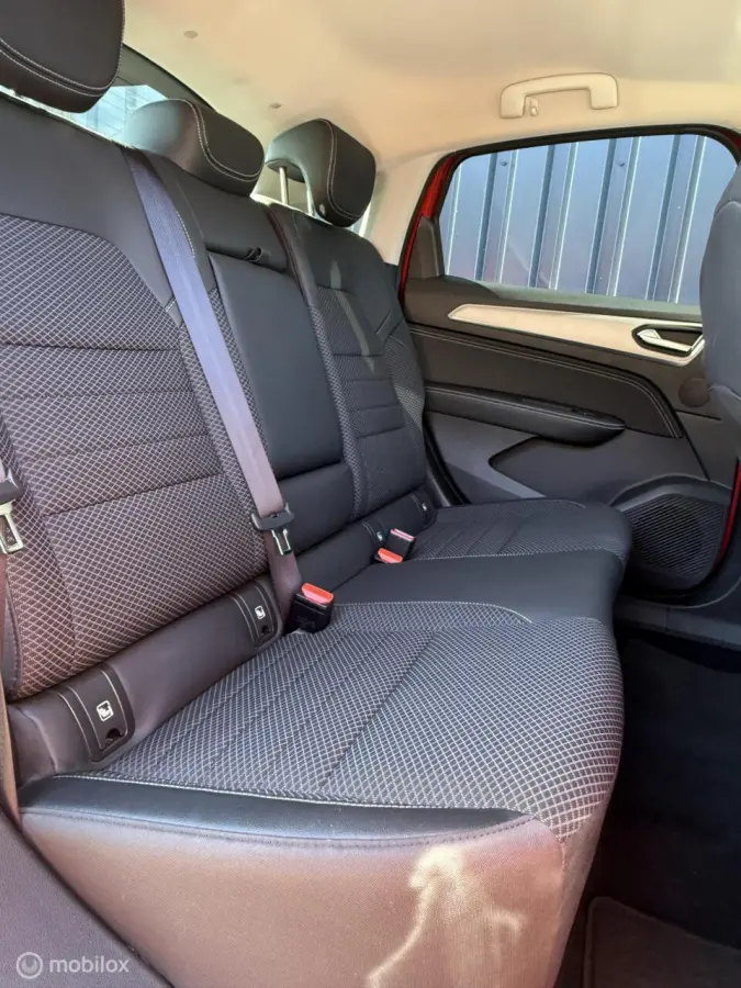 1.6 E-Tech Hybrid 145 Intens GROOT/NAVI/DAKJE/BOEKJE
