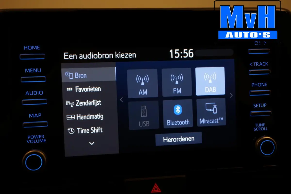 1.5 VVT-i Active|CAMERA|ADAP.CRUISE|CARPLAY|NAP