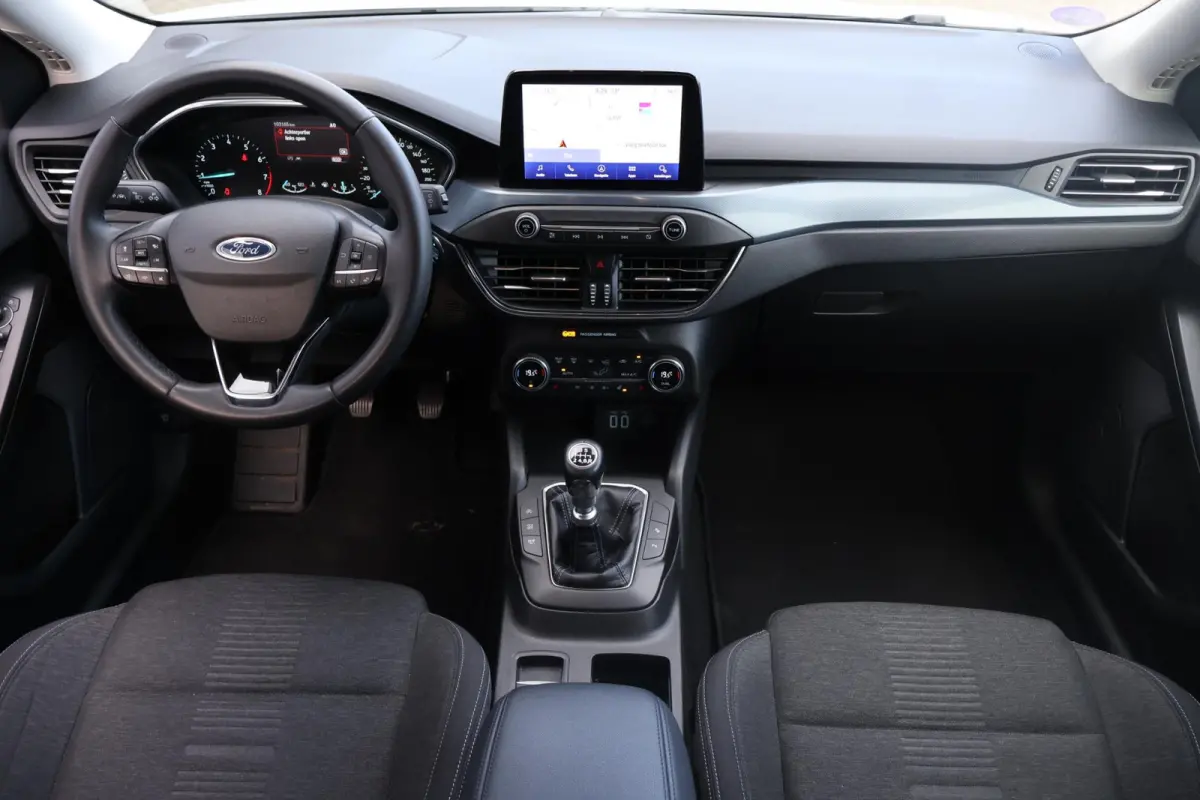 1.0 Active Business 1e Eigenaar | Volledig Onderh | NAP | BTW | Camera | Af Trekhaak | Winterpakket | Navi | Ad Cruise | Carplay | Bots | Full Led | Keyless | Start/Stop | Hill-Hold