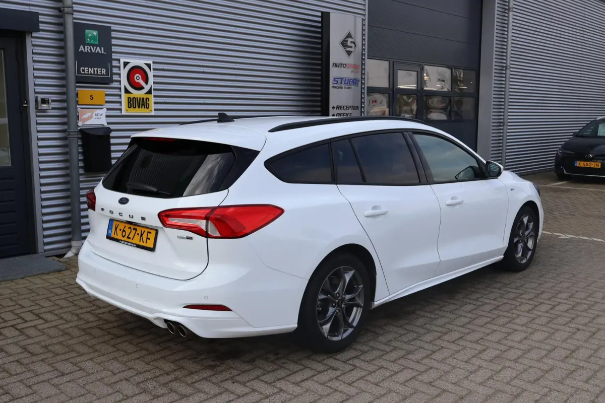 1.0 ST Line Business 1e Eigenaar | Volledig Onderh | NAP | BTW | Winterpack | Camera | Navi | Carplay | DAB | LED | Cruise | Keyless | PDC | Bots | Start/Stop