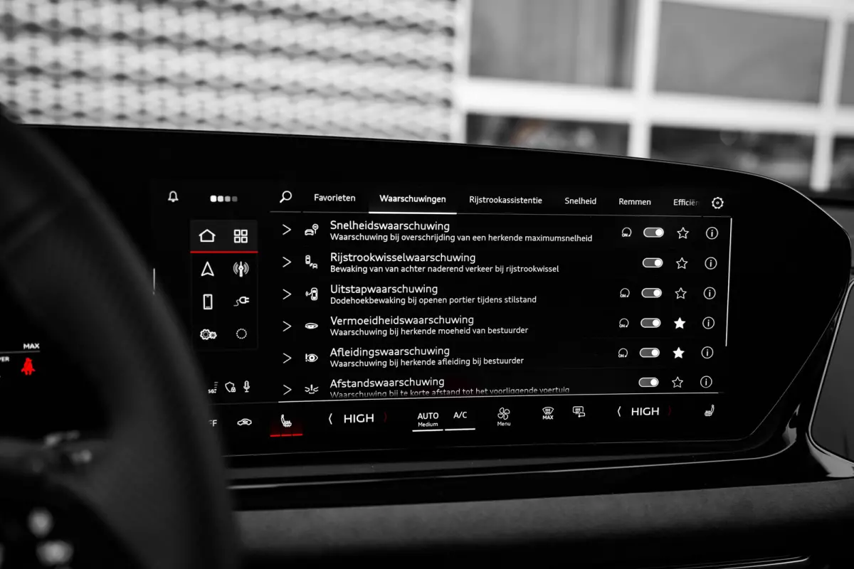2.0 e-hybrid quattro S edition Competition | Panoramadak | Luchtvering | Bang & Olufsen | 360 Camera |