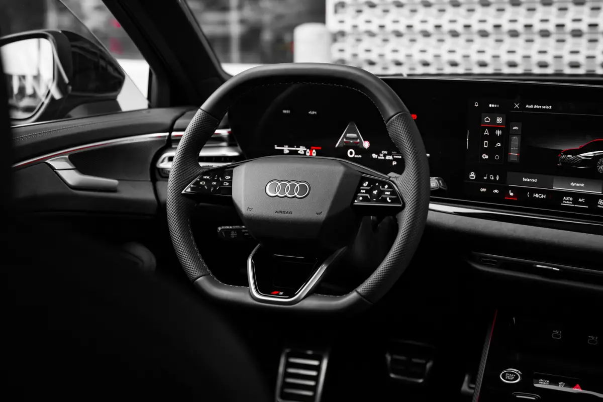 2.0 e-hybrid quattro S edition Competition | Panoramadak | Luchtvering | Bang & Olufsen | 360 Camera |