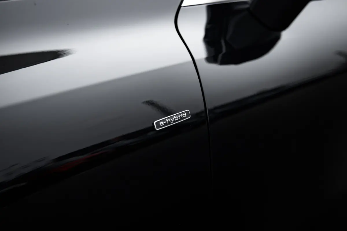 2.0 e-hybrid quattro S edition Competition | Panoramadak | Luchtvering | Bang & Olufsen | 360 Camera |