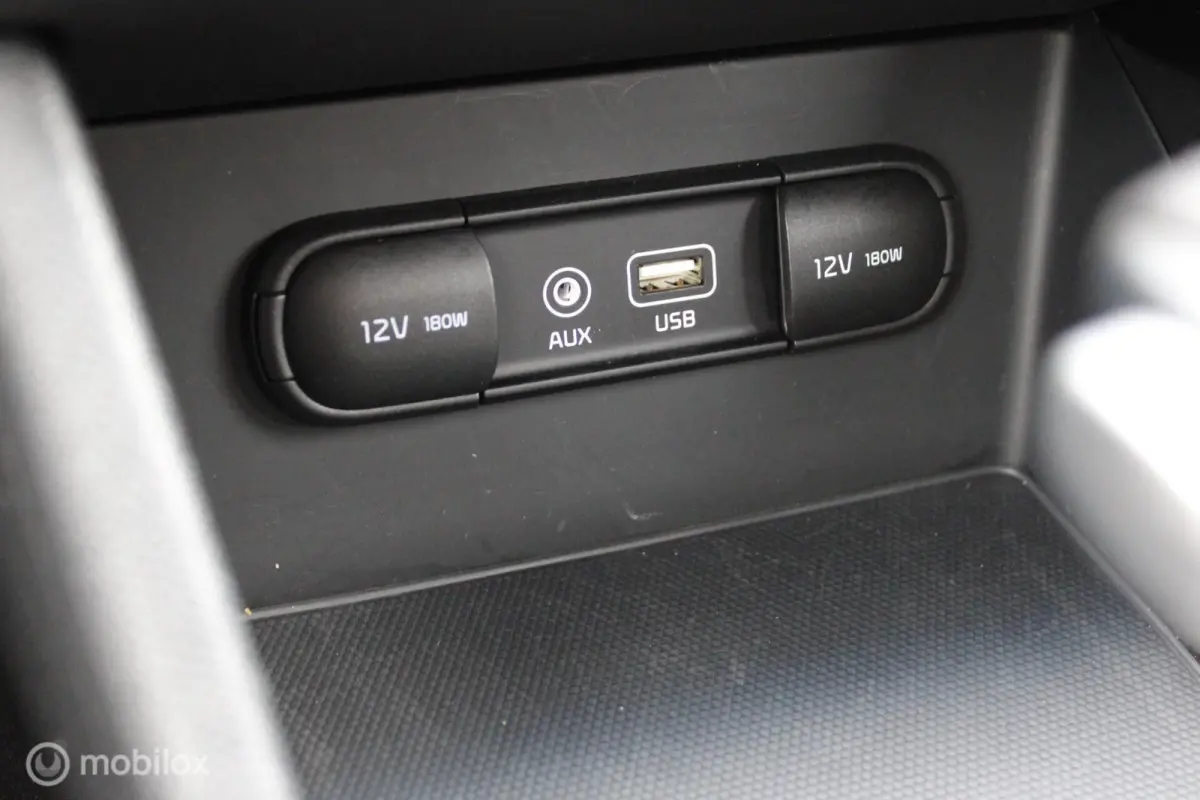 1.6 GDi Hybrid DynamicLine, Trekhaak, Navi, App connect, Cruise, Clima, Pdc voor + achter + camera,
