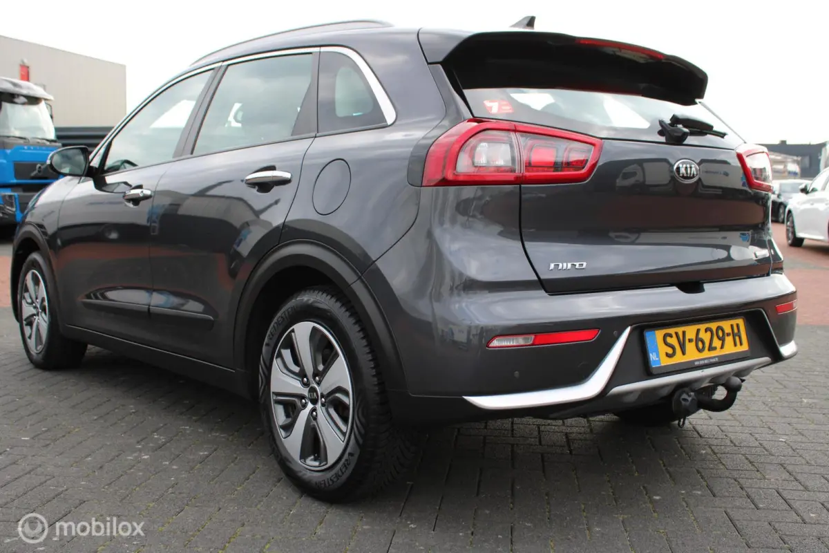1.6 GDi Hybrid DynamicLine, Trekhaak, Navi, App connect, Cruise, Clima, Pdc voor + achter + camera,