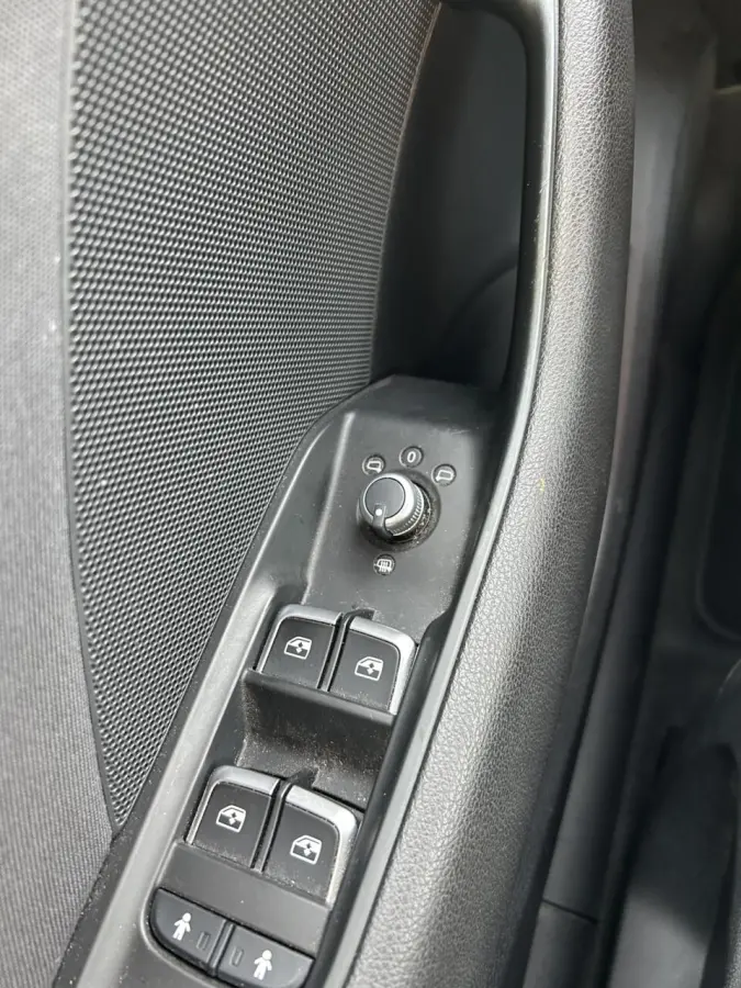 1.0 TFSI AUTOMAAT Sport Lease Edition XENON + LED I NAVI + CLIMA I ORG.NL + NAP
