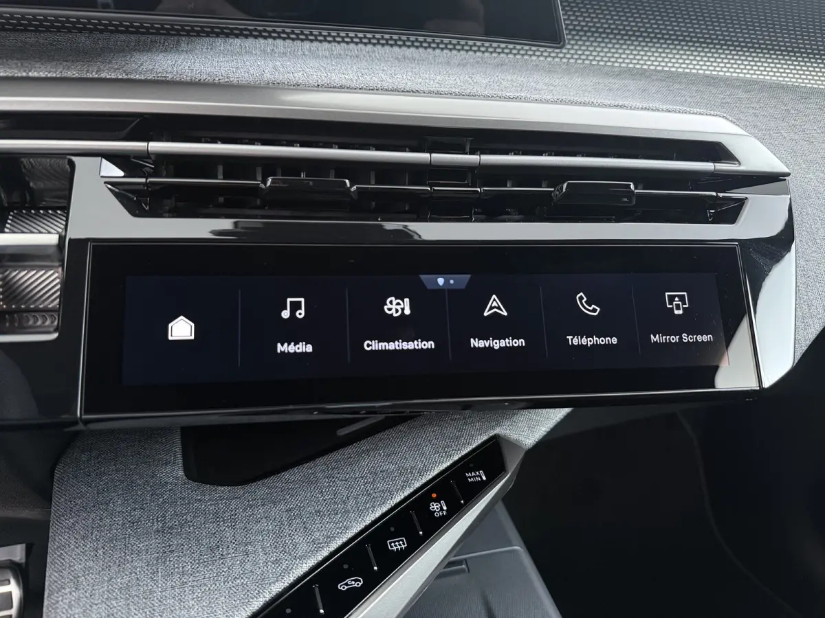 | Voorraad Voordeel tot € 9.850,- | Launch Edition 325 Dual Motor 73 kWh | Apple Carplay/Android Auto|telefoonintegratie premium | Cruise control adaptief met Stop&Go | Ergonomische voorst