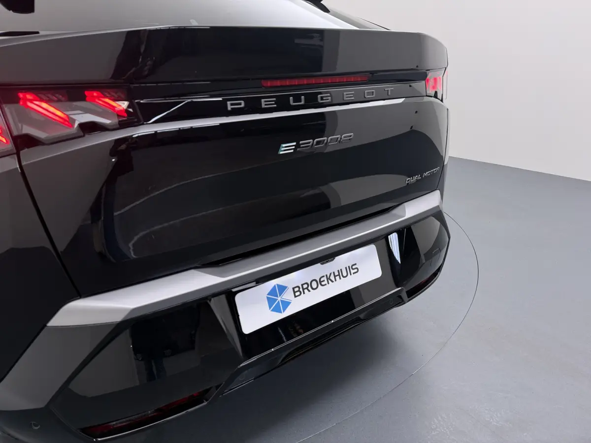 | Voorraad Voordeel tot € 9.850,- | Launch Edition 325 Dual Motor 73 kWh | Apple Carplay/Android Auto|telefoonintegratie premium | Cruise control adaptief met Stop&Go | Ergonomische voorst