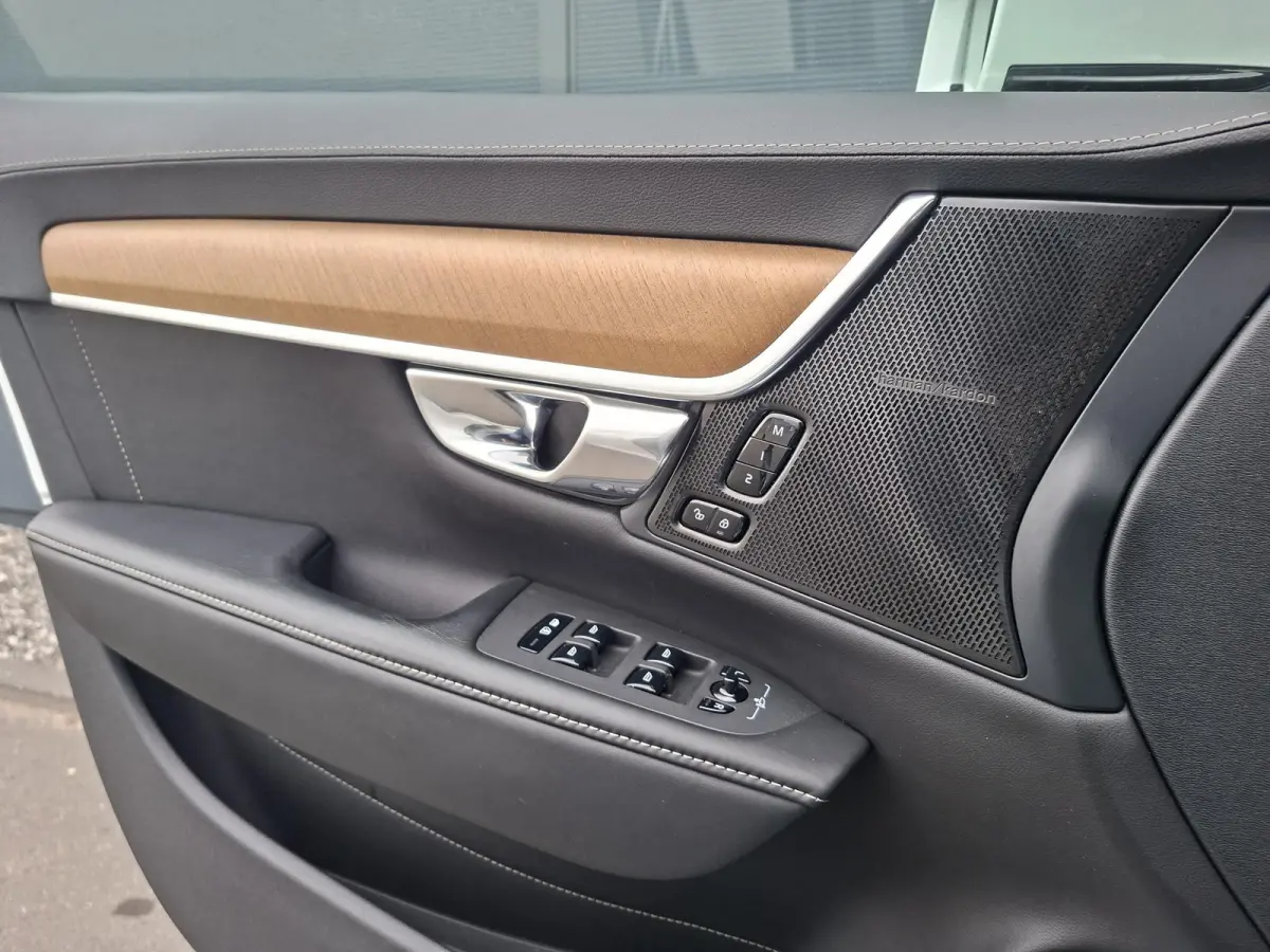 2.0 T4 Inscription Plus | NL auto | Pano | Trekhaak | Adaptive Cruise | Polestar