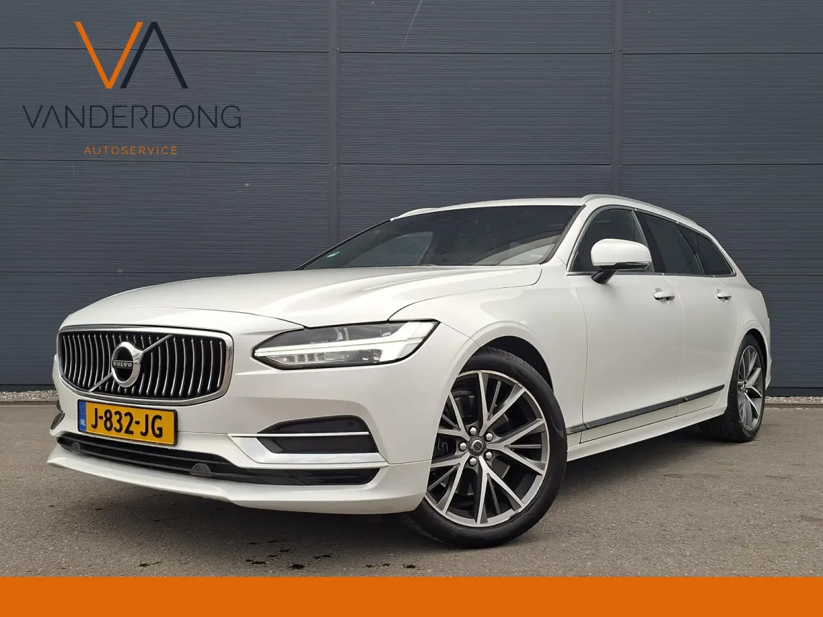 2.0 T4 Inscription Plus | NL auto | Pano | Trekhaak | Adaptive Cruise | Polestar