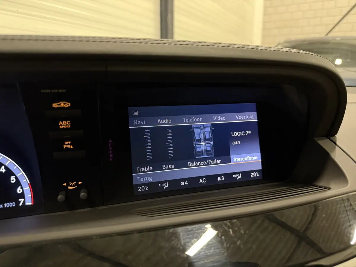 600 V12 Lang AMG Facelift UNIEKE AUTO/TOPCONDITIE/VOLLEDIG MERCEDES DEALER HISTORIE/PANO-SCHUIFDAK/NACHTZICHT/MASSAGE+VENTILATIE/DISTRONIC/LANE-ASSIST/CAMERA/HARMAN&KARDON/20"AMG/YOUNGTIMER/