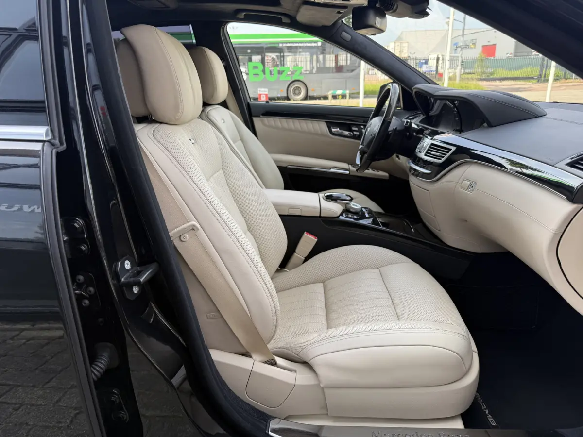 600 V12 Lang AMG Facelift UNIEKE AUTO/TOPCONDITIE/VOLLEDIG MERCEDES DEALER HISTORIE/PANO-SCHUIFDAK/NACHTZICHT/MASSAGE+VENTILATIE/DISTRONIC/LANE-ASSIST/CAMERA/HARMAN&KARDON/20"AMG/YOUNGTIMER/
