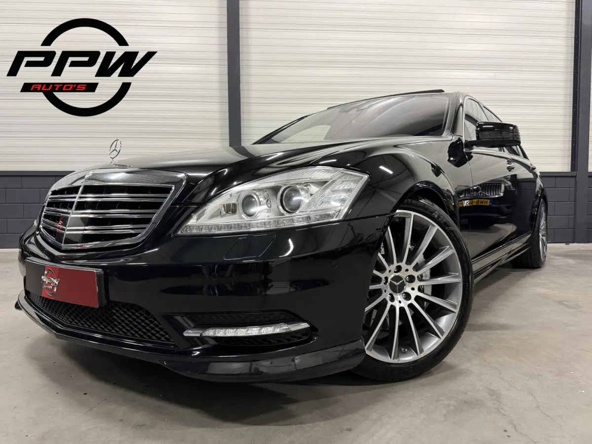 600 V12 Lang AMG Facelift UNIEKE AUTO/TOPCONDITIE/VOLLEDIG MERCEDES DEALER HISTORIE/PANO-SCHUIFDAK/NACHTZICHT/MASSAGE+VENTILATIE/DISTRONIC/LANE-ASSIST/CAMERA/HARMAN&KARDON/20"AMG/YOUNGTIMER/
