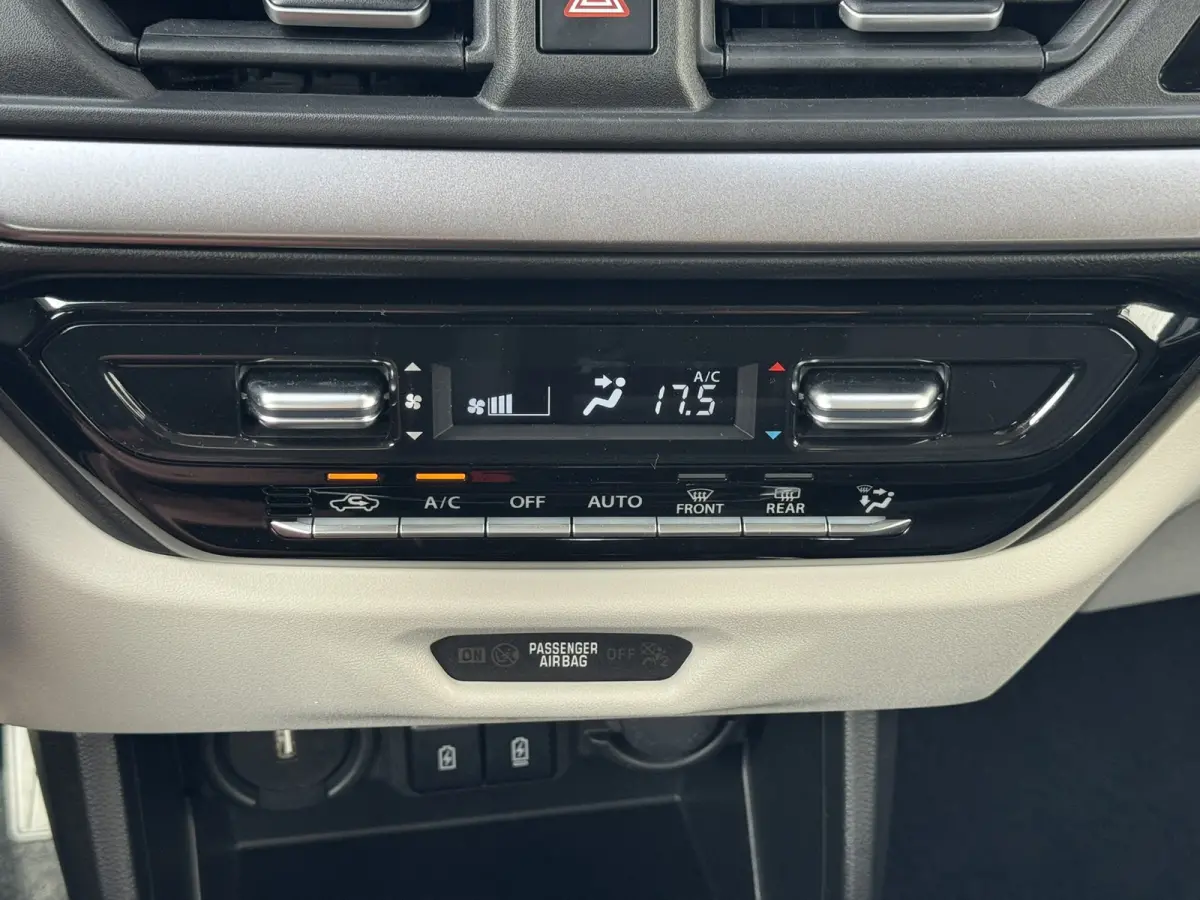 1.2 Style Smart Hybrid Adaptive Cruise Climate control LED Navi Apple / Android Achteruitrijcamera