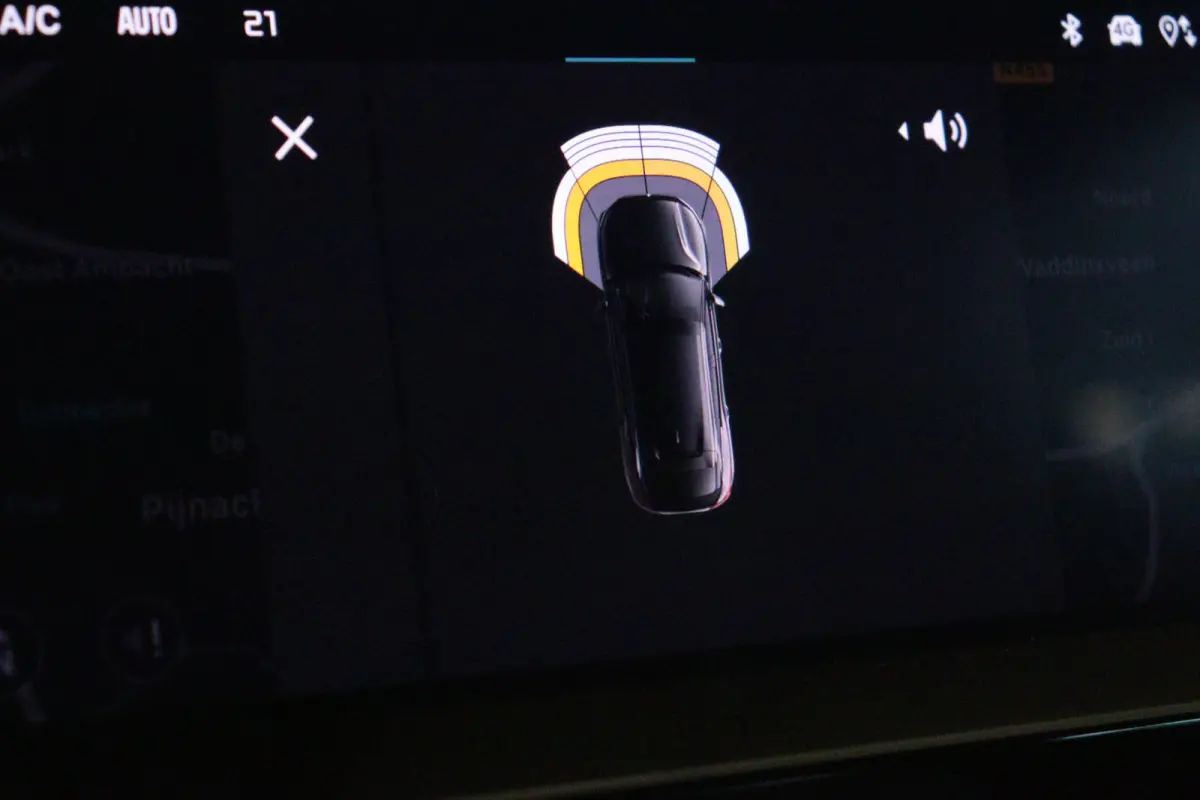 1.6 Plug-in Hybrid 225 Feel | NAVI / APPCONNECT | CAMERA + PDC | ADAP CRUISE | STOELVERW | LMV19" | .