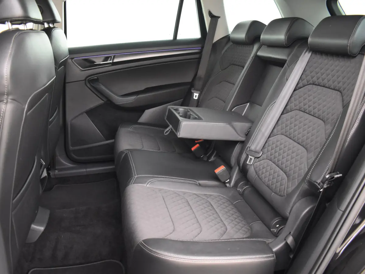 1.5 TSI Business Edition 150pk DSG/AUTO | Camera | Elektr. Trekhaak | Apple Car Play / Android l Cruise control | Navigatie | Getint glas achter | 18" LMV