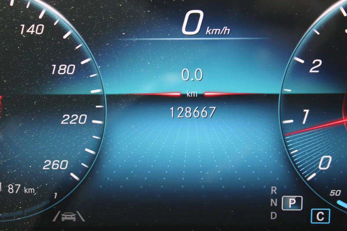 180 AUT7 AMG LINE WIDESCREEN NAVI CAMERA CARPLAY NL AUTO