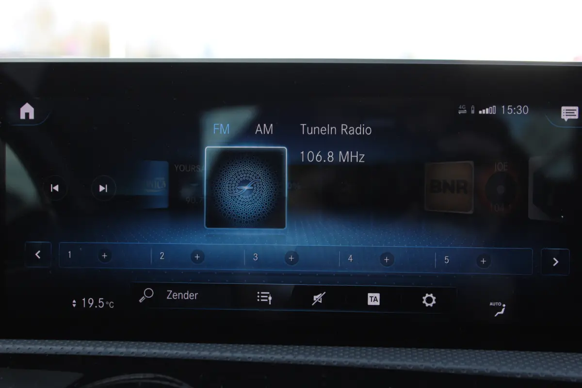 180 AUT7 AMG LINE WIDESCREEN NAVI CAMERA CARPLAY NL AUTO