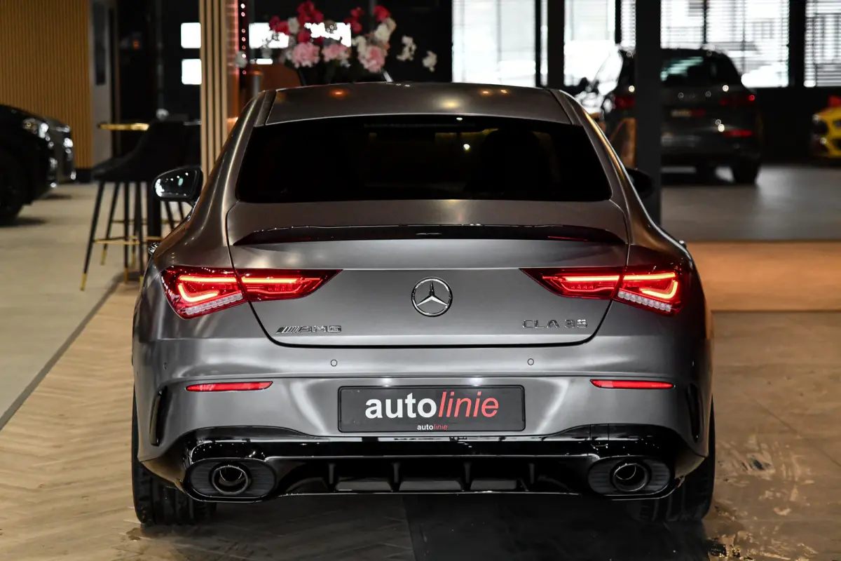 AMG 35 4MATIC Aero. Schaal, Perf Stuur, Burm, Keyless, Camera, CarPlay, Sfeer!