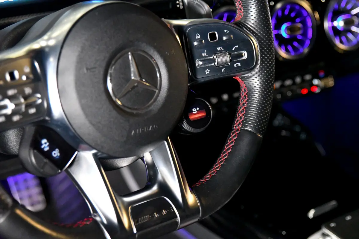 AMG 35 4MATIC Aero. Schaal, Perf Stuur, Burm, Keyless, Camera, CarPlay, Sfeer!