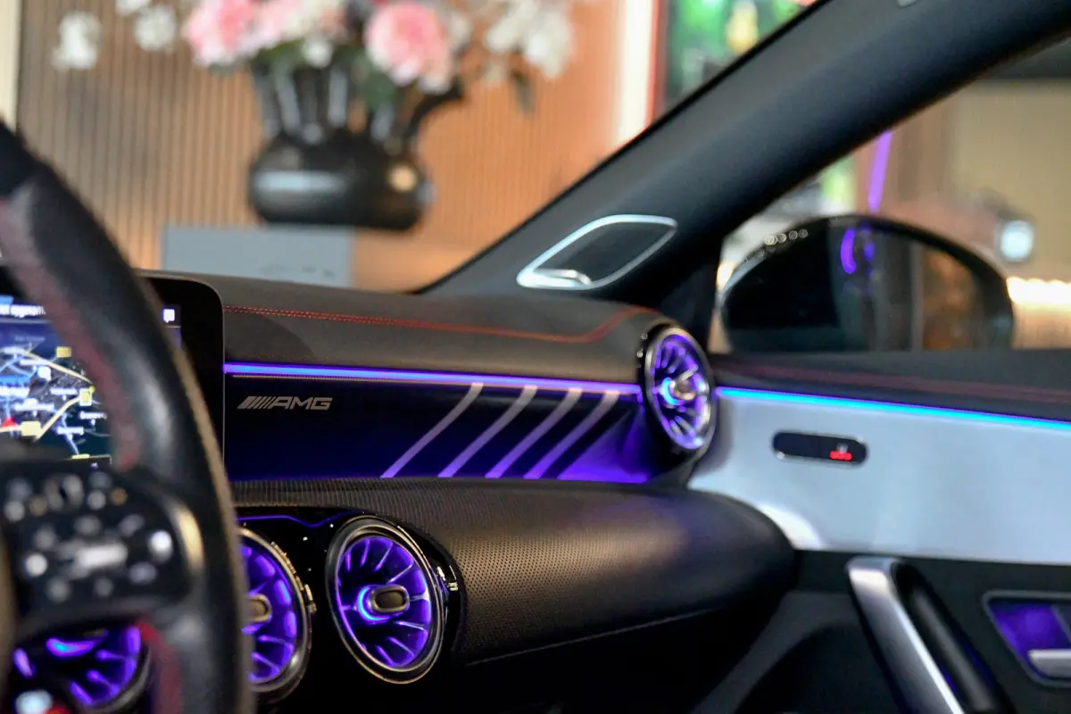 AMG 35 4MATIC Aero. Schaal, Perf Stuur, Burm, Keyless, Camera, CarPlay, Sfeer!