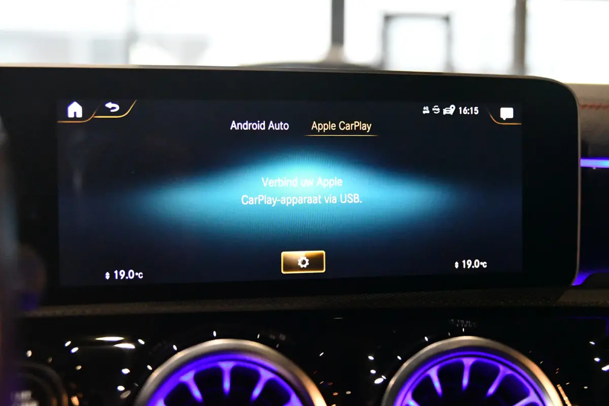 AMG 35 4MATIC Aero. Schaal, Perf Stuur, Burm, Keyless, Camera, CarPlay, Sfeer!