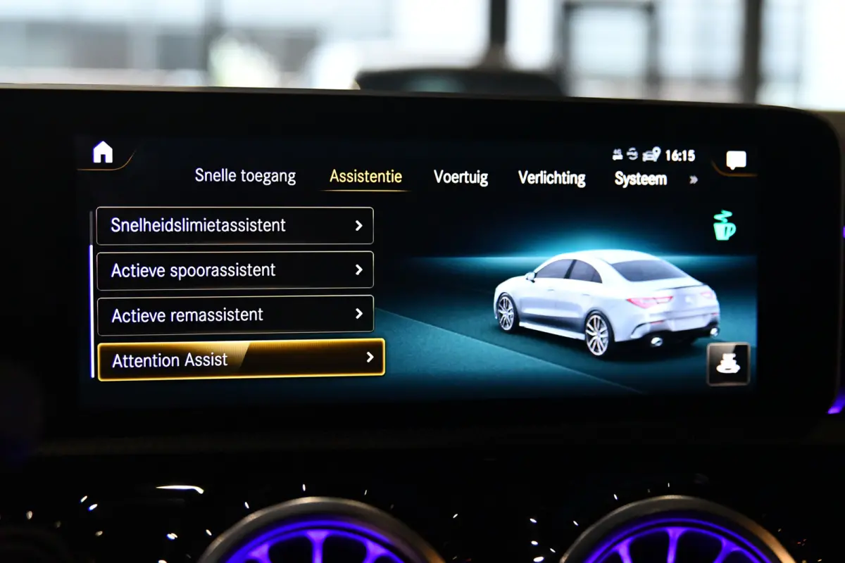 AMG 35 4MATIC Aero. Schaal, Perf Stuur, Burm, Keyless, Camera, CarPlay, Sfeer!